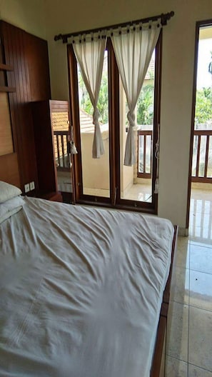 3 bedrooms