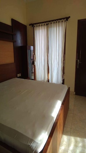 3 bedrooms