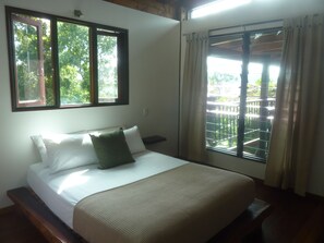 2 bedrooms, free WiFi, bed sheets - Daintree Holiday Homes - Yurara - Ocean views with Luxury Spa Bath for Two. (Cow Bay)