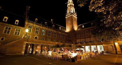Beautiful first and second floor apartment in historic Leiden