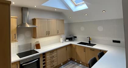 Moderne Wohnung in Fort William mit spektakulärem Blick auf Ben Nevis, Schlafmöglichkeiten für 6