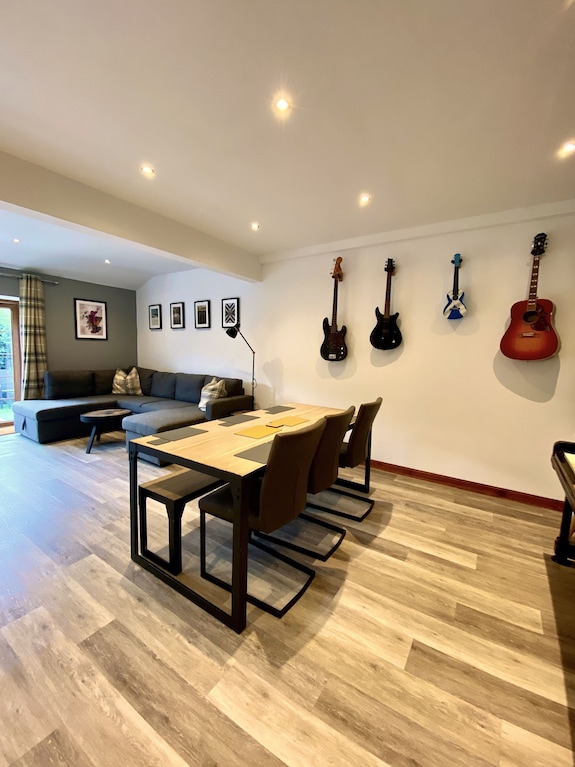 Cosy Luxury Apartment, Ben Nevis Views, Perfect Winter Getaway - Fort William