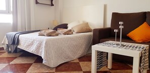 Planxa i posts de planxar, Internet i roba de llit