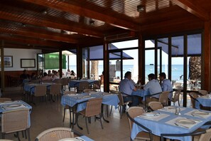 Dining - Dlx bungalow. Fantastic private complex directly by the sea/pool/fiber optics (Playa Honda)