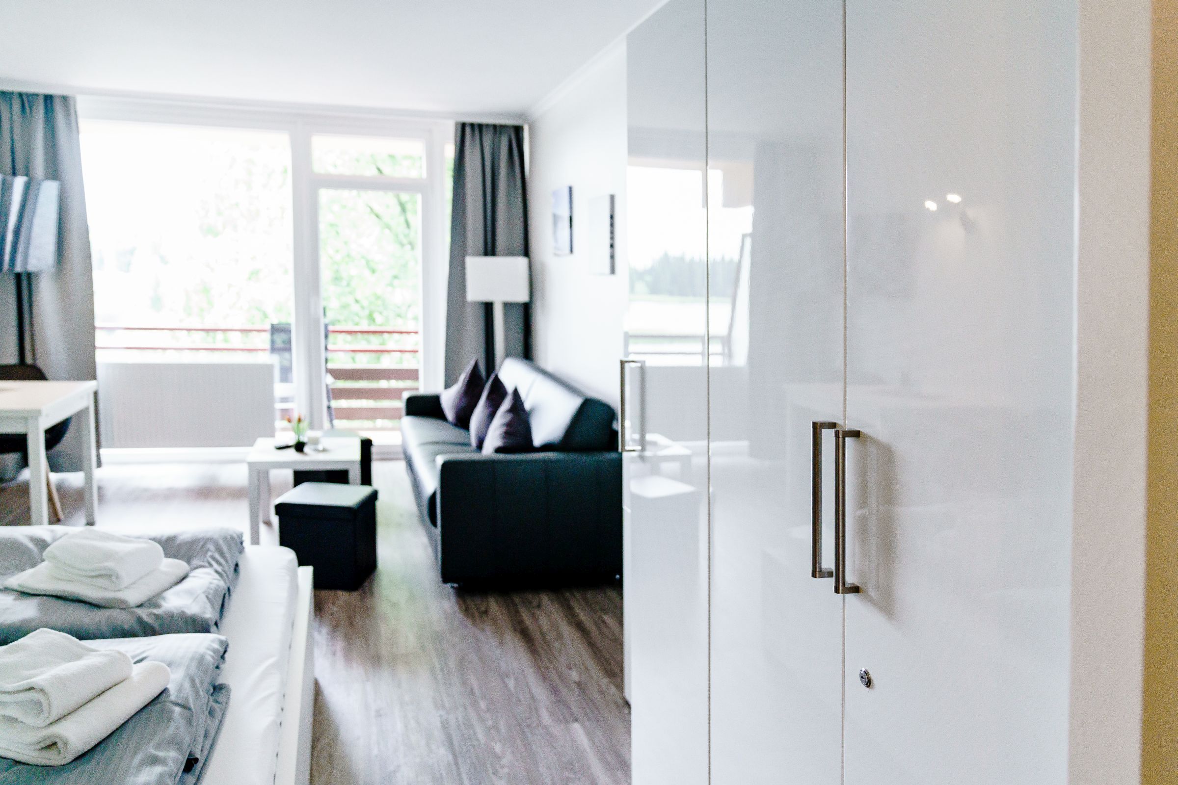 Télévision, chaîne hi-fi