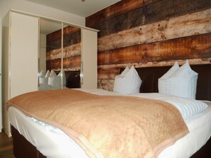 1 makuuhuone, silitysrauta/-lauta, vauvan matkasänky, ilmainen Wi-Fi