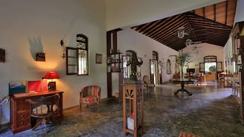 Hall