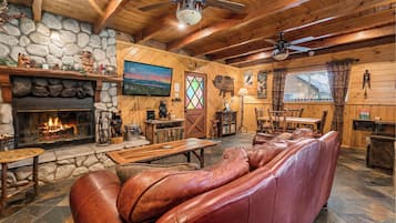 Smart TV, fireplace, Netflix, DVD player