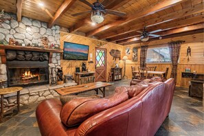 Smart TV, fireplace, Netflix, DVD player