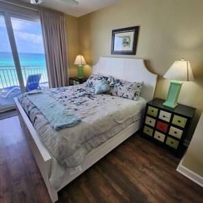 2 soverom, strykejern/-brett, reiseseng for barn og wi-fi (inkludert)