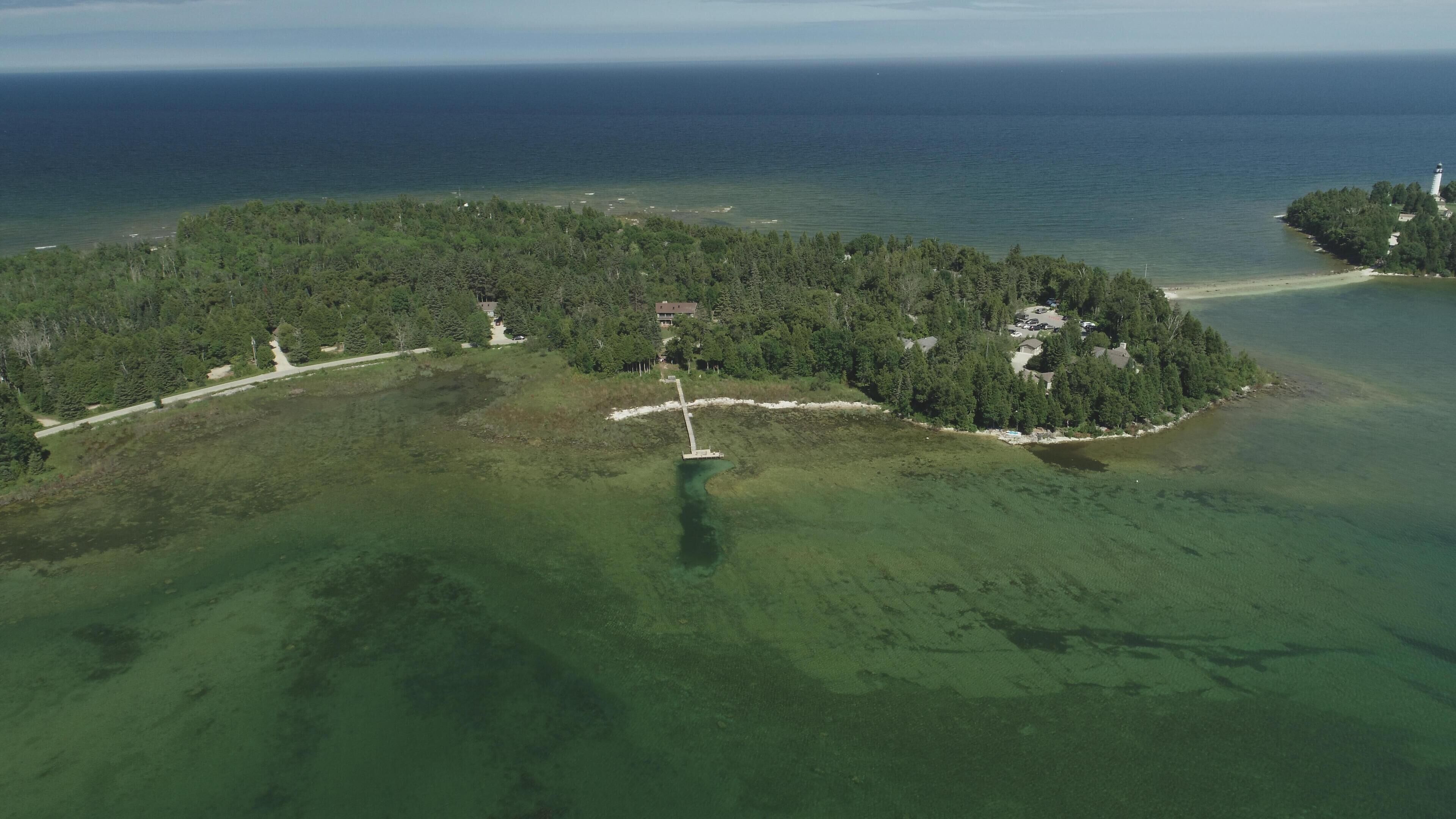 Welcome to Pelican Lookout as seen on HGTV's Lakefront Bargain Hunt Renovation! 