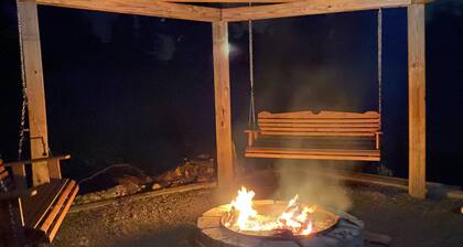 Nauti maasta Boston Mountain Getawaylläsi