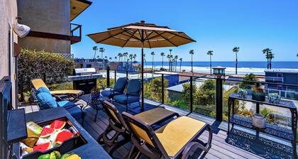 Upscale Steps-to-the-Beach Home. Awesome Front Ocean Views. Stunning Home!