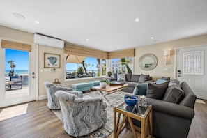 Smart TV, DVD player, books, music library - Upscale Steps-to-the-Beach Home. Awesome Front Ocean Views. Stunning Home! (Oceanside)