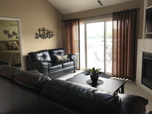 Smart TV, fireplace, DVD player