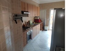 Apartment, 3 Bedrooms | Private kitchen - Charmants Appartements (Casablanca)