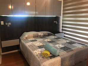 Family Apartment, 1 Queen Bed, Private Bathroom