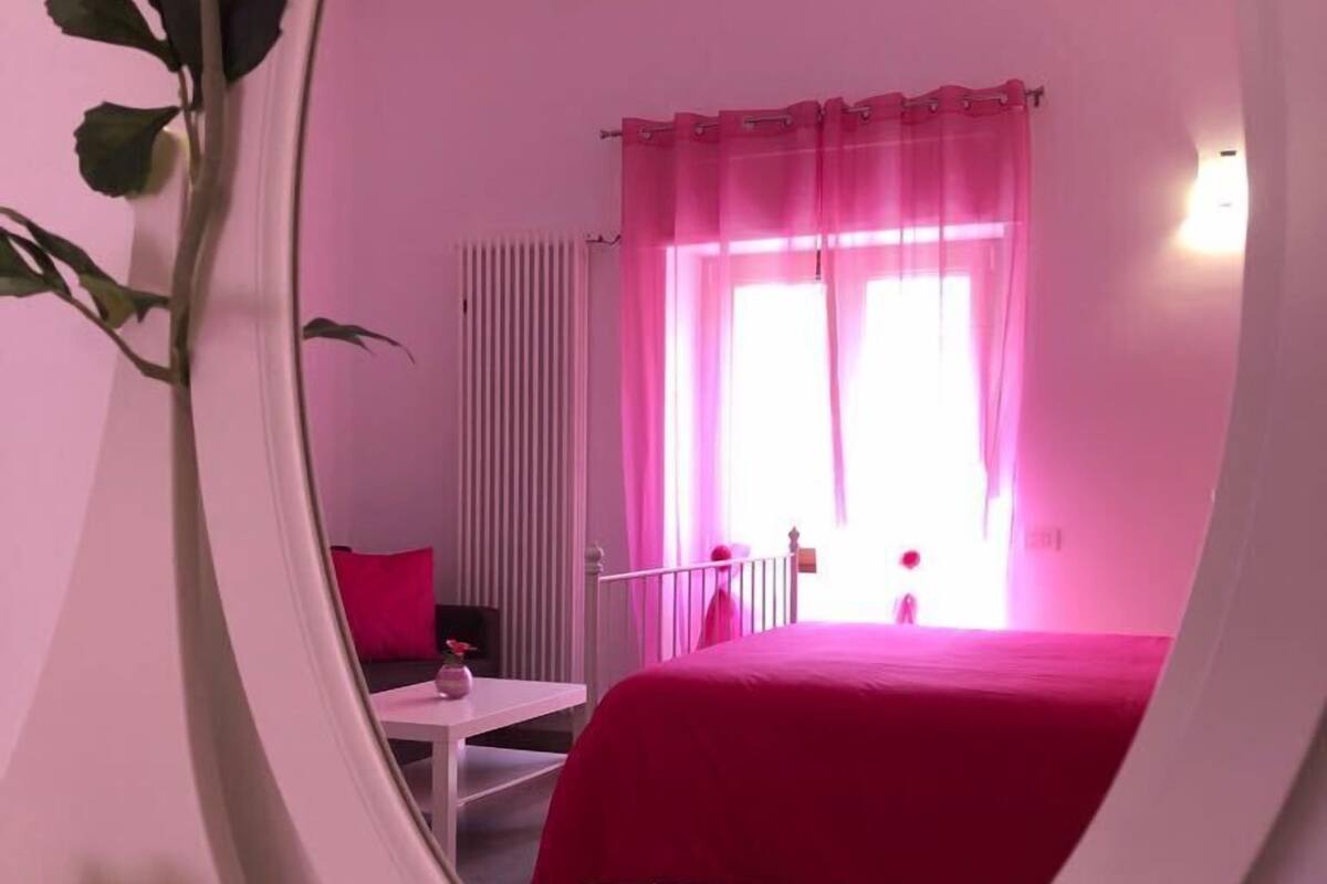 Minibar, desk, soundproofing, free WiFi