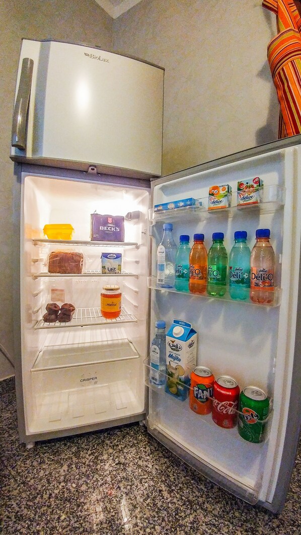 Apartment, 2 Bedrooms | Room amenity