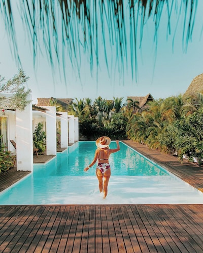 Swell Surf & Lifestyle Hotel