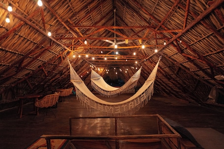 Swell Surf & Lifestyle Hotel — El Paredón