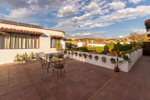 Terrace/patio - Hotel Petra (San Miguel de Allende)