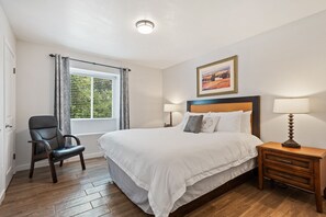 2 slaapkamers, een strijkplank/strijkijzer, wifi, beddengoed