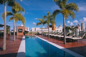 Outdoor pool, open 6:00 AM to 5:00 PM, sun loungers - LS Hotel (João Pessoa)