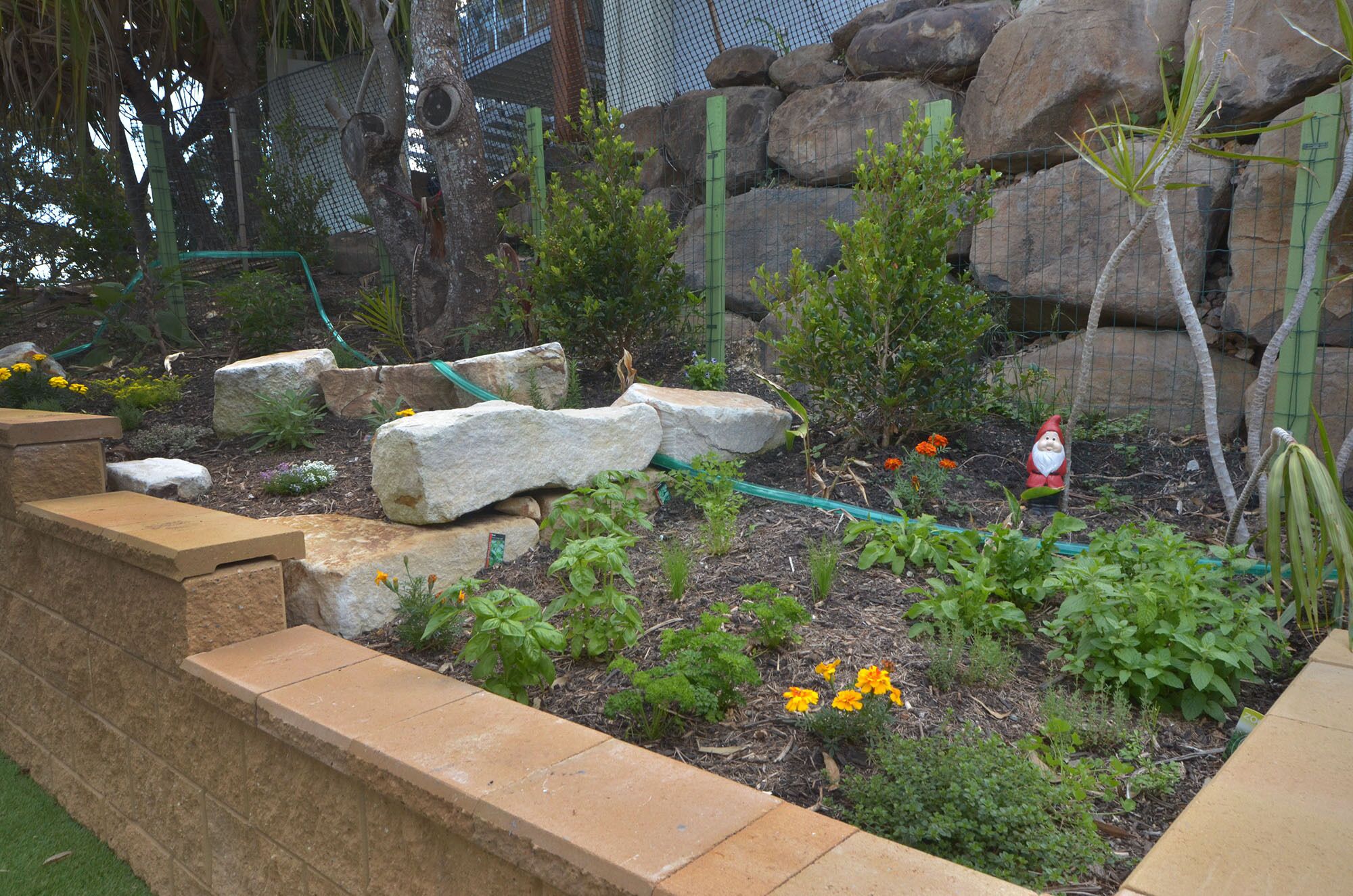 A house with a view and a seabreeze - a home in the trees where the birds sing! — image 29