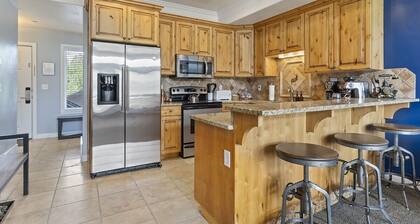 Private Hot tub, 10 min to Snowbasin Resort LS 31