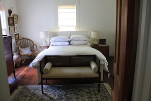 3 bedrooms, iron/ironing board, travel cot, WiFi