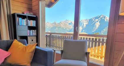 Atemberaubendes Schweizer Ski-Chalet mit atemberaubendem Blick, ideal für Sommer oder Winter