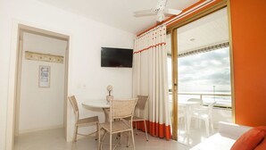 Unclassified image, 2 of 38, button - Entremares Residence (Florianópolis)