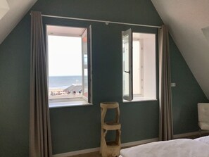 5 quartos, ferros/tábuas de passar roupa, Wi-Fi, roupa de cama