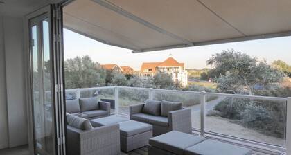 Belle maison de plage familiale sur les dunes avec piscine