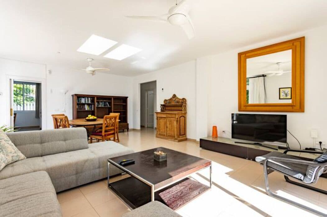 电视、DVD 播放器