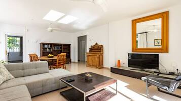 Televisie en een dvd-speler