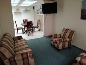 Interior - Apartamento Amoblado El Dorado (Bogotá)