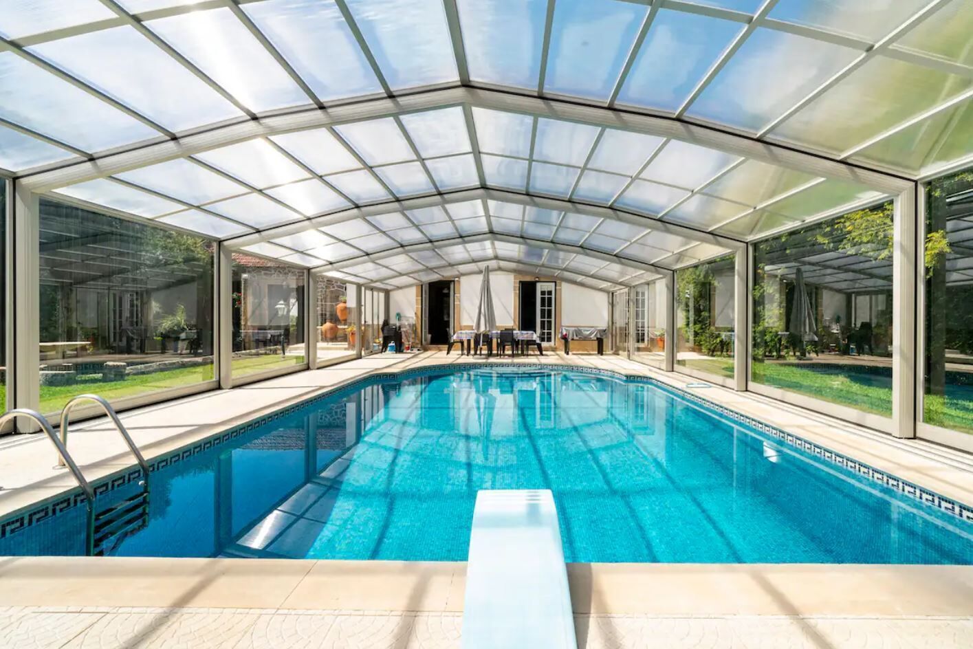 Innenpool, Außenpool