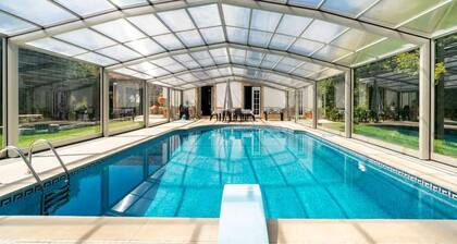 Solar Piedade - 12.500 m2 property with heated pool and sports court