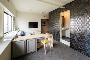 South Wing Twin Room (30 square meters) | Living area