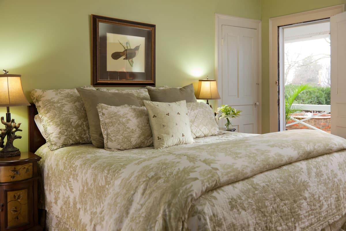 The Lightfoot Room | Individually decorated, individually furnished, free WiFi, bed sheets