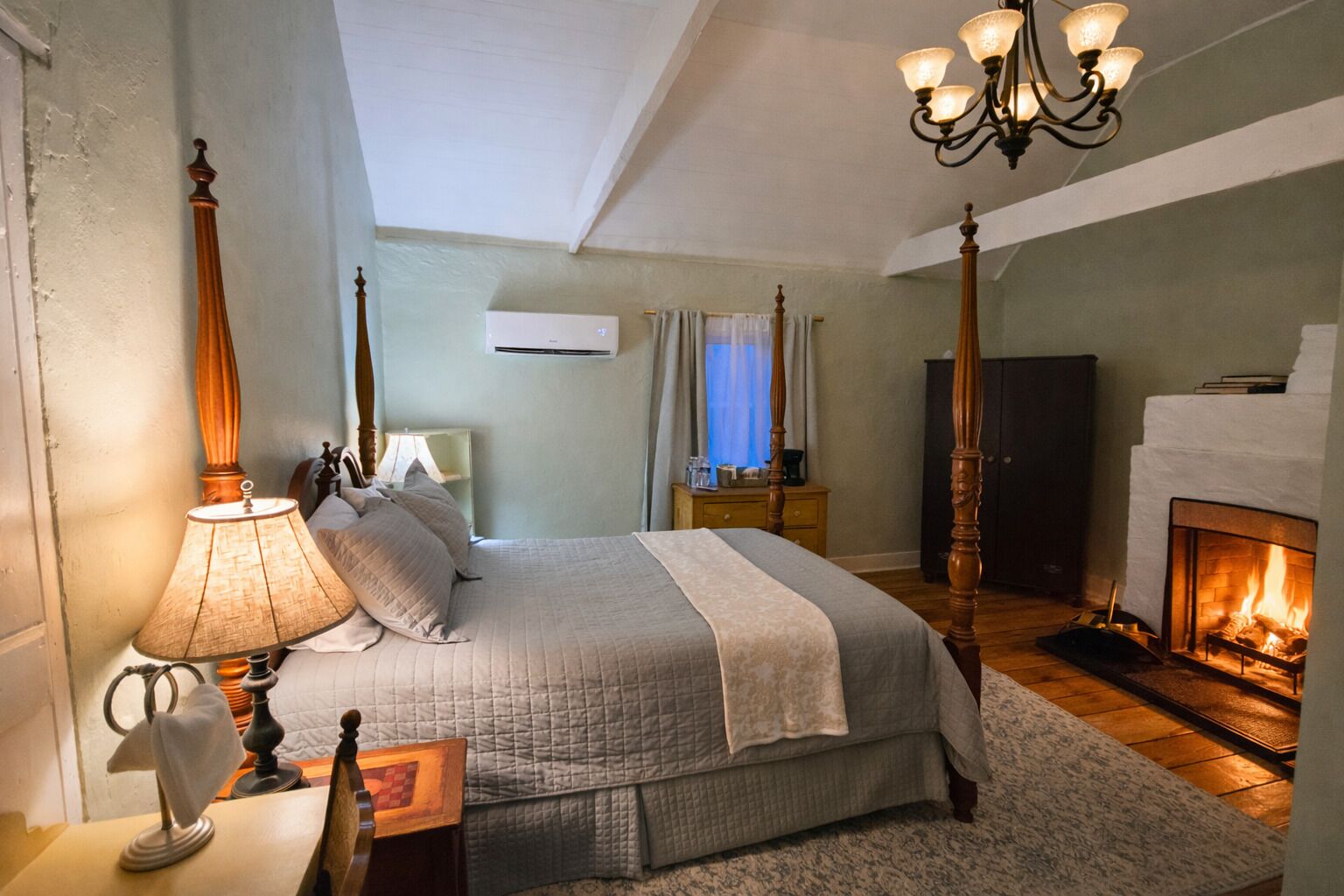 Design Cottage (Rapidan) | Individually decorated, individually furnished, free WiFi, bed sheets