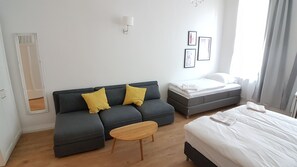 2 bedrooms, desk, iron/ironing board, WiFi