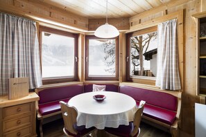 Dining - Waterfront Apartment 2 (Zell am See)