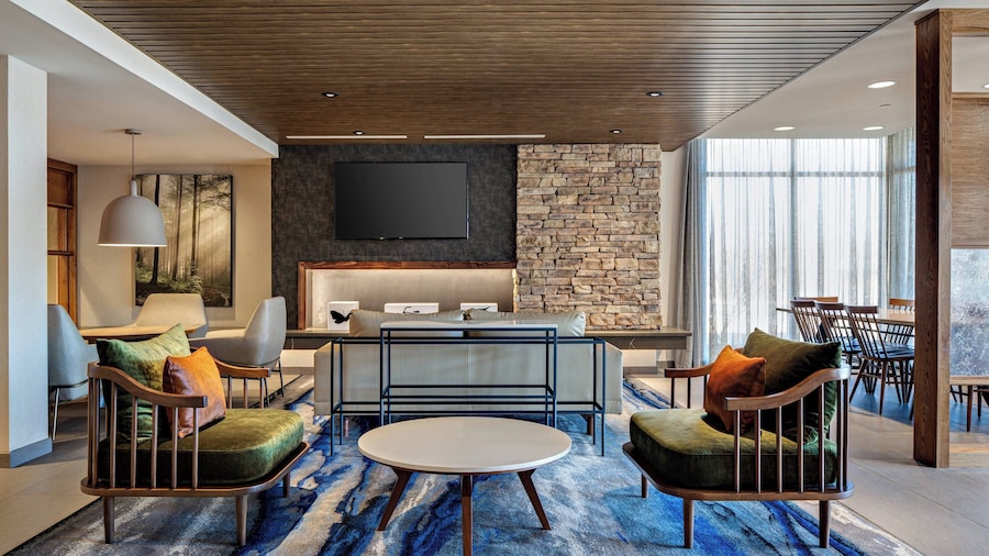 Fairfield Inn & Suites by Marriott Fayetteville