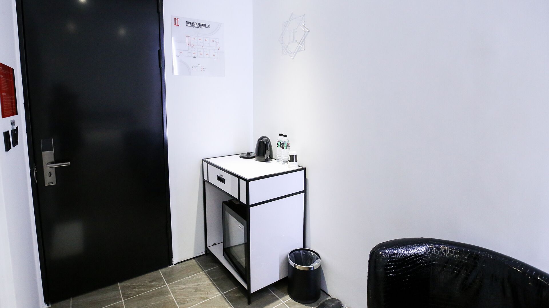 business quadruple room | down duvets, pillow-top beds, free minibar, desk