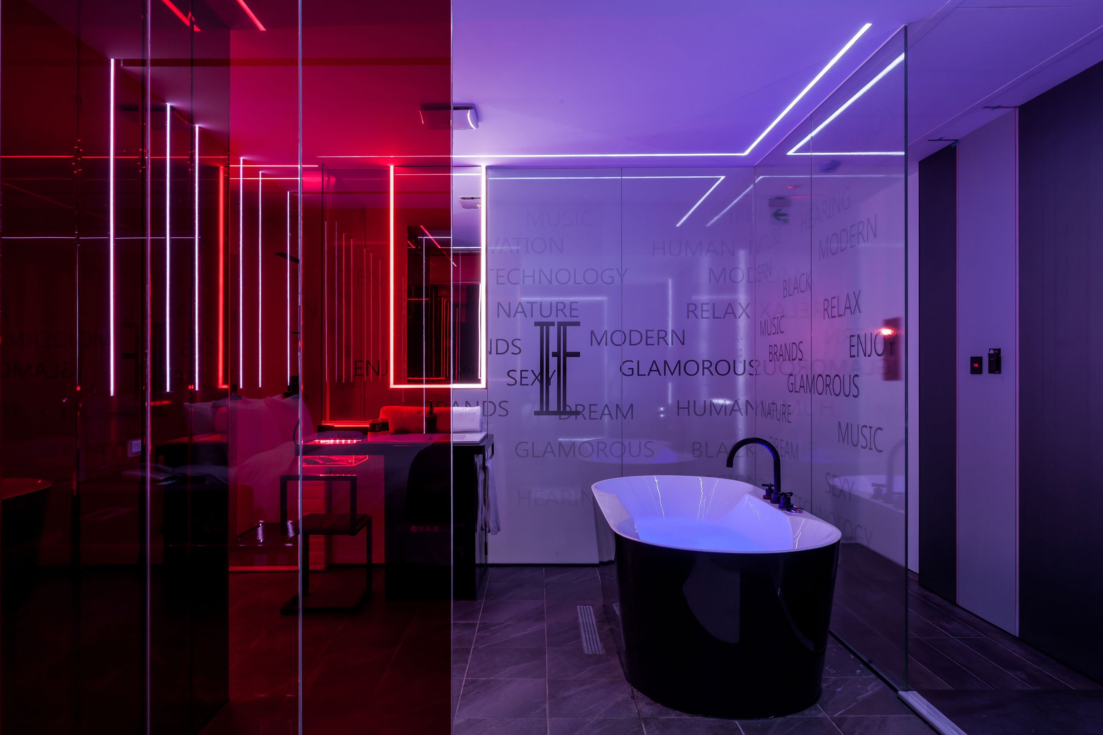 superior double room | jetted bathtub