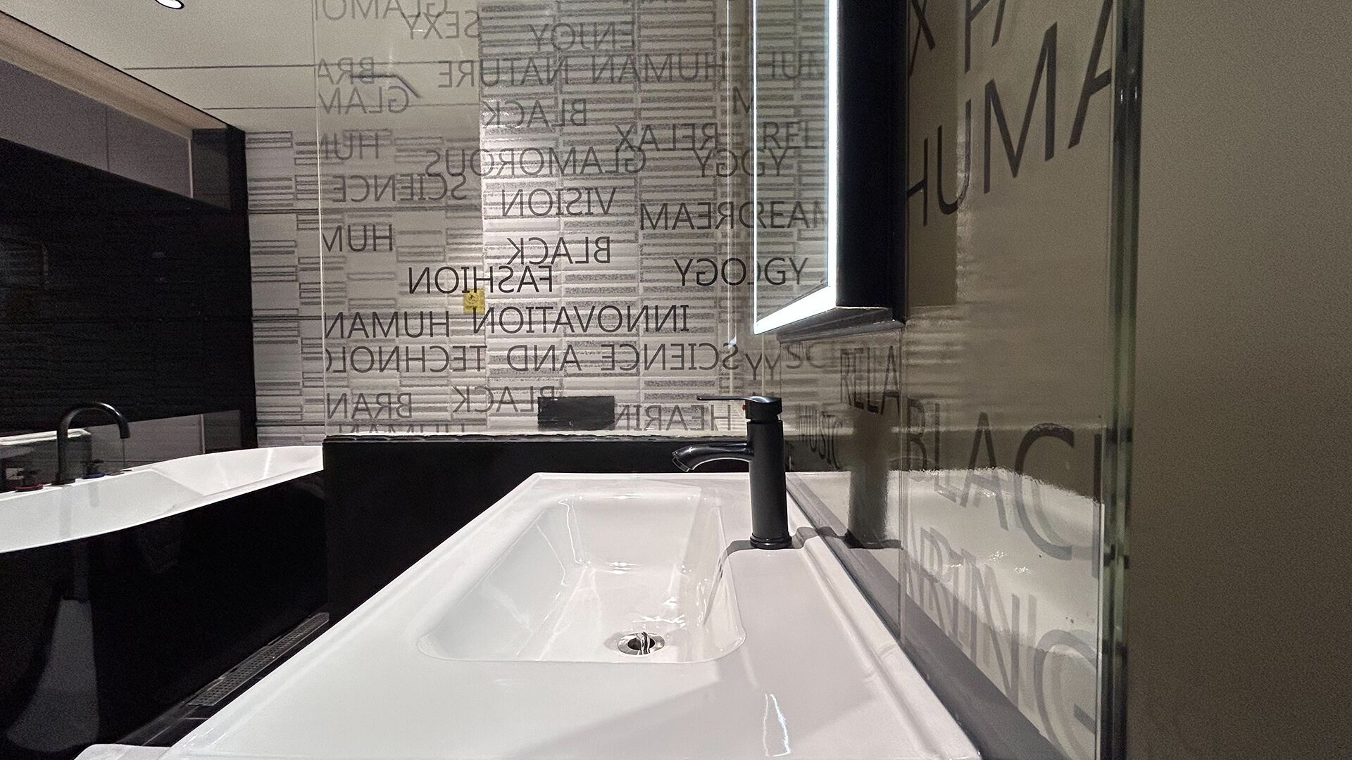 standard double room | bathroom sink