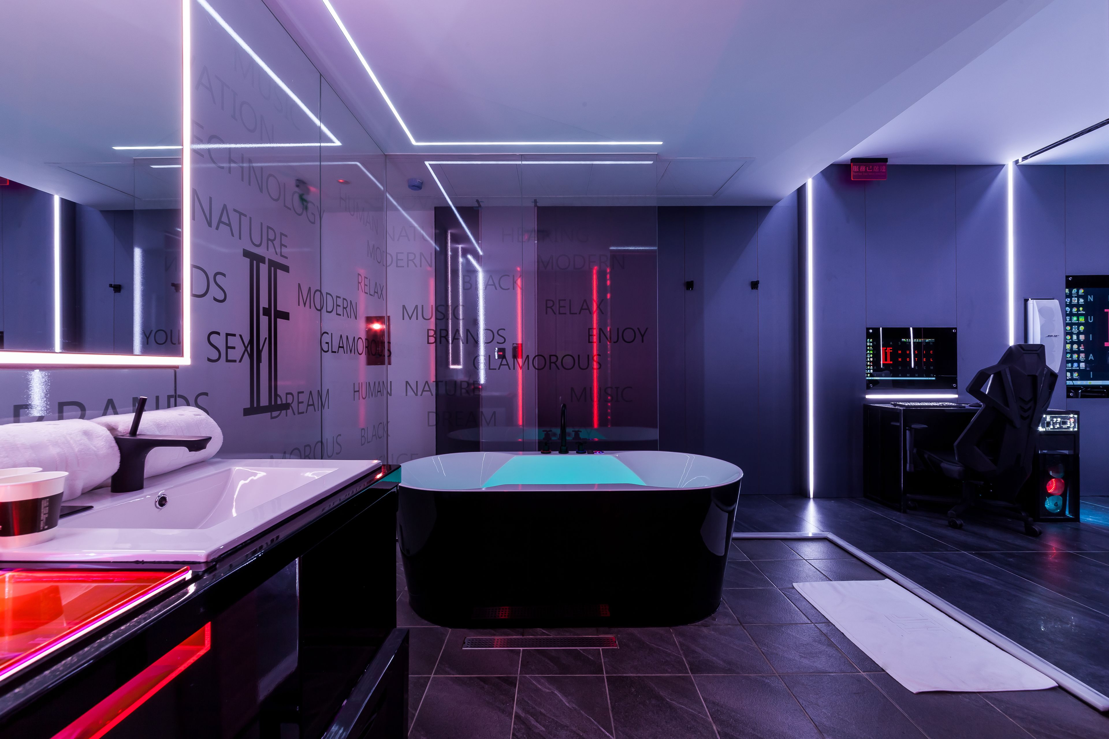 superior double room | jetted bathtub